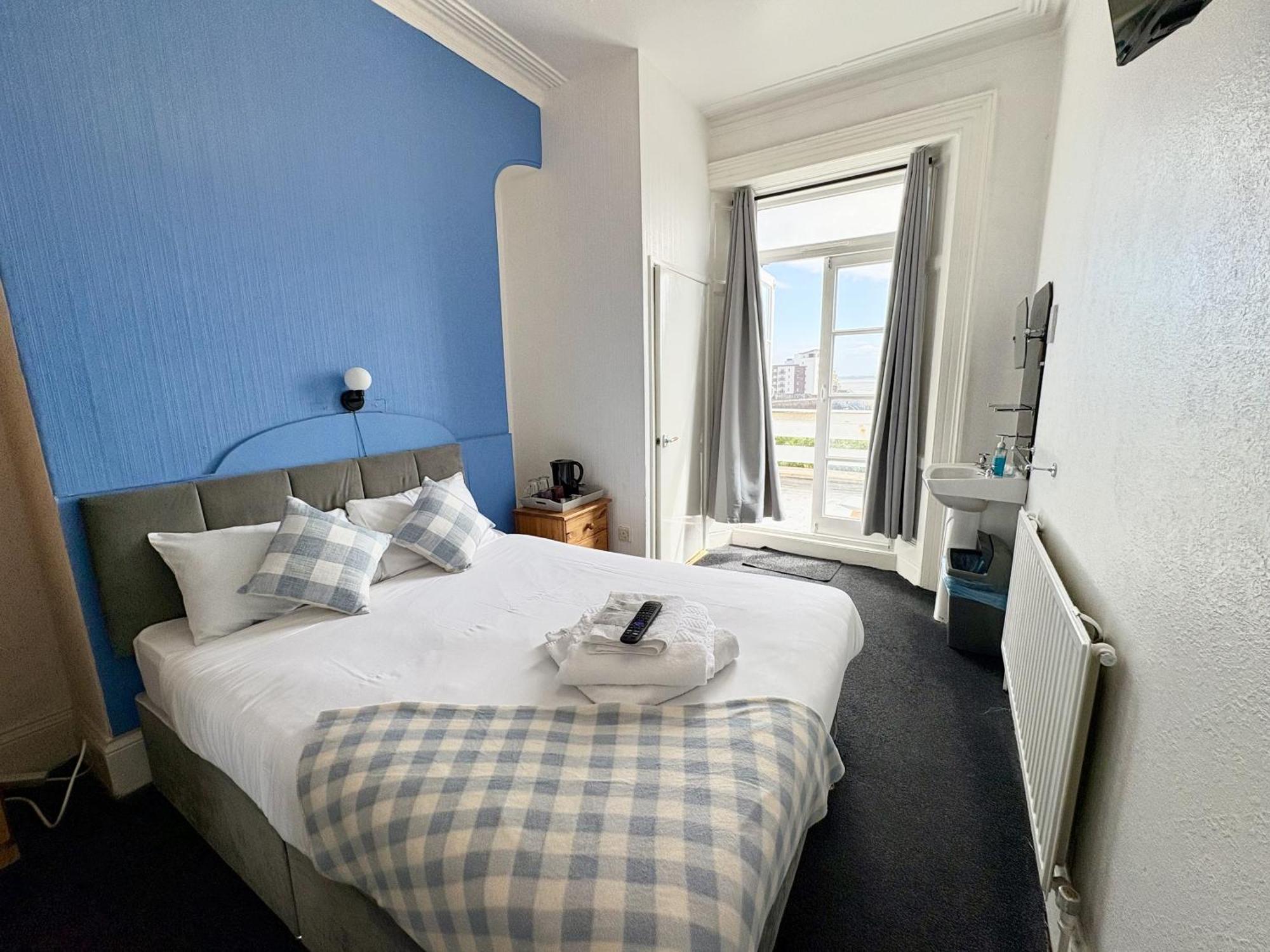 Hotel Savoy