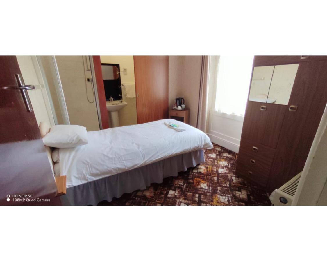 Hotel Savoy