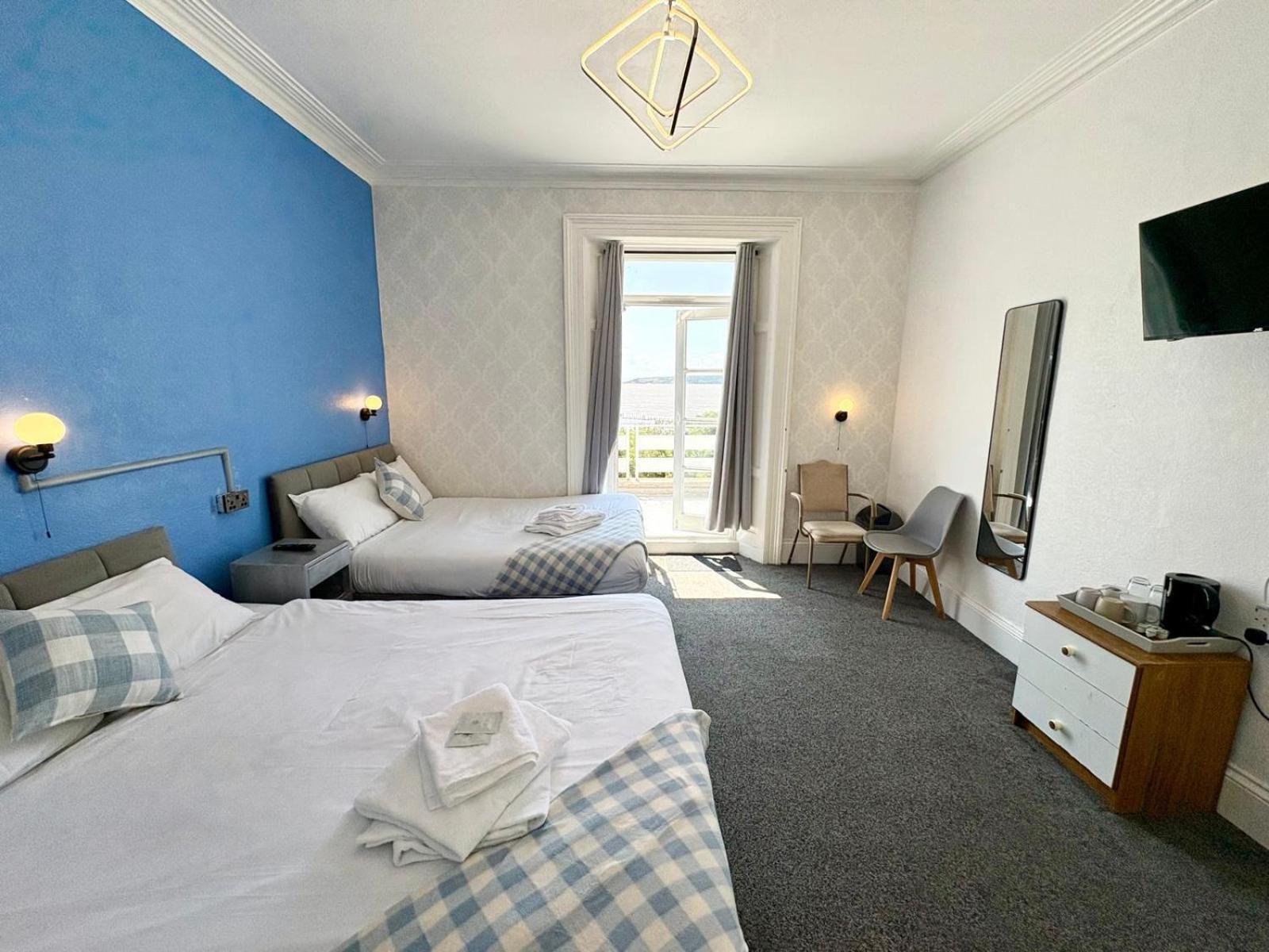 Savoy * Weston-super-Mare
